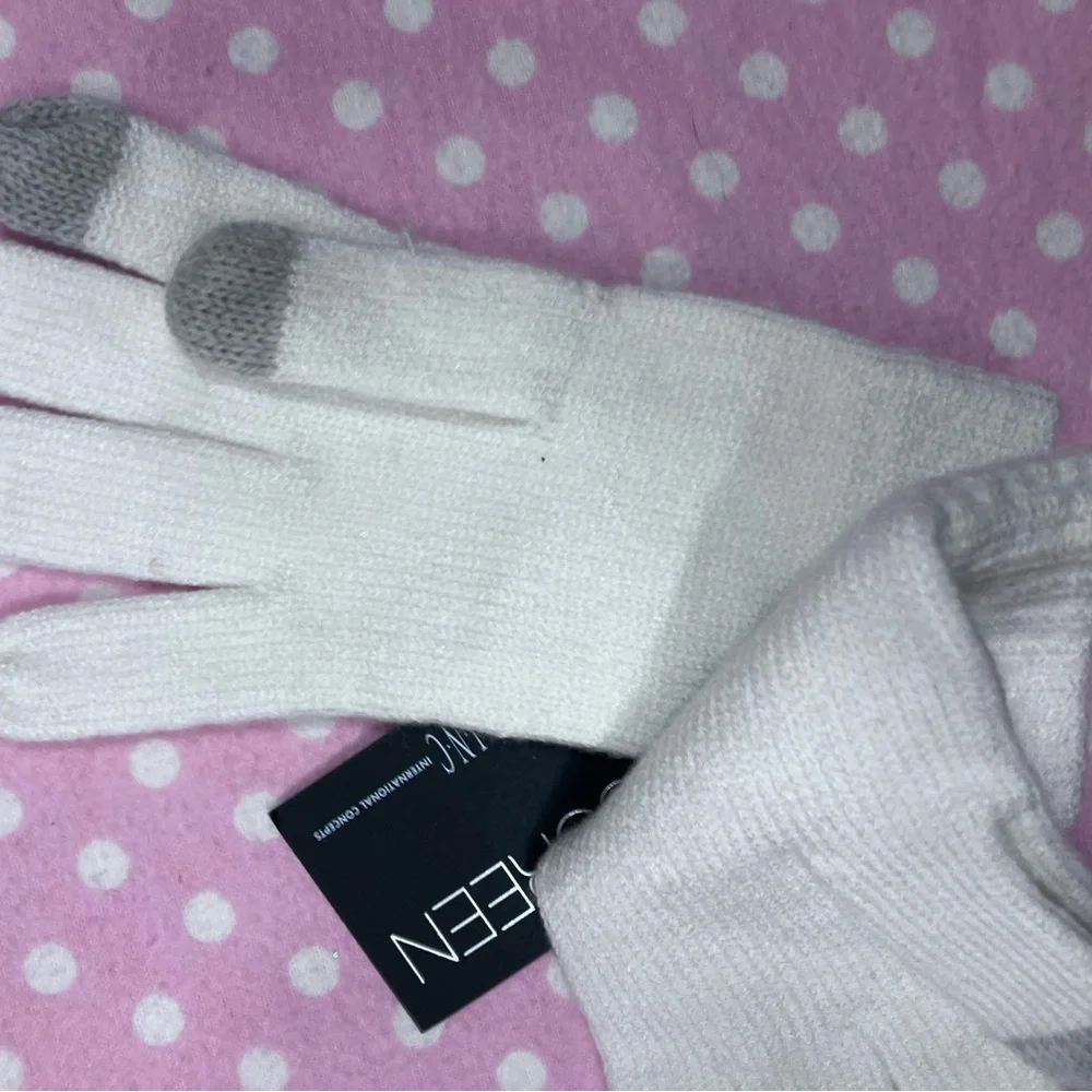 INC International Touch Screen Ivory Gloves Gem Details